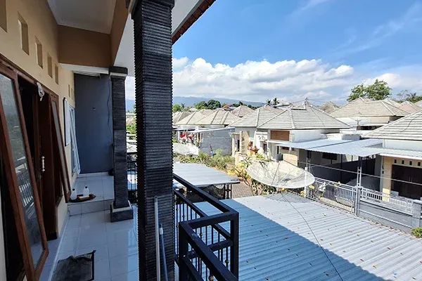 Dijual Cepat Rumah 2 Lantai di Sambangan - 2