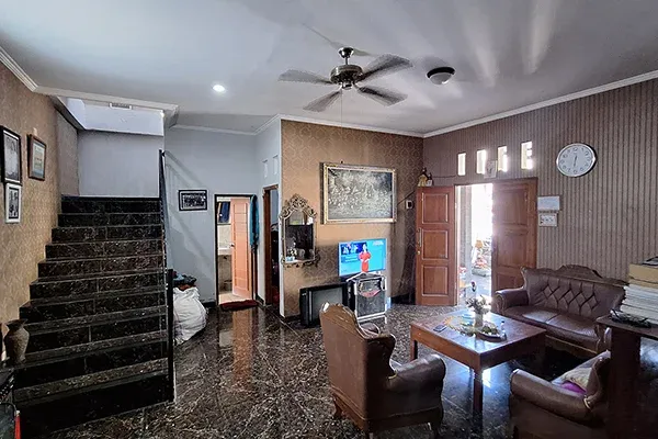 Dijual Cepat Rumah 2 Lantai di Sambangan - 7
