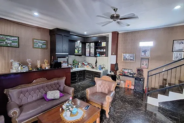 Dijual Cepat Rumah 2 Lantai di Sambangan - 8