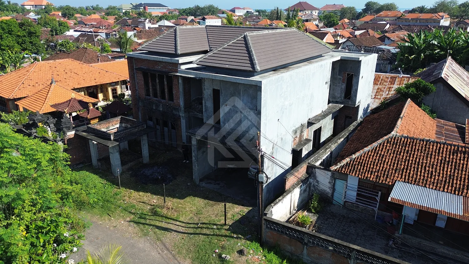 Dijual Rumah 2 Lantai Belum Finishing di Kaliuntu