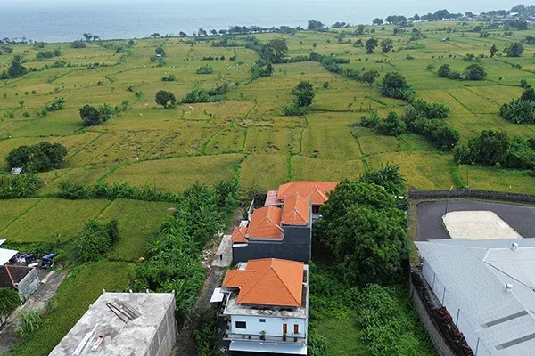 Dijual Rumah 2 Lantai Dekat Jalan Utama Penarukan Buleleng - 3