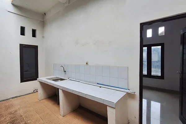 Dijual Rumah 2 Lantai Dekat Kampus STAHN Banyuning - 2