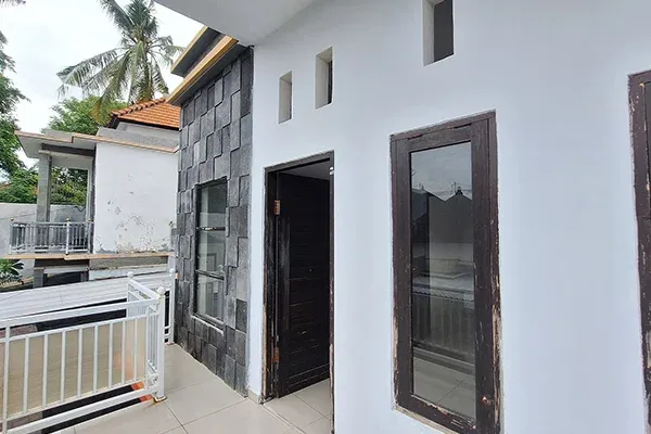 Dijual Rumah 2 Lantai Dekat Kampus STAHN Banyuning - 4