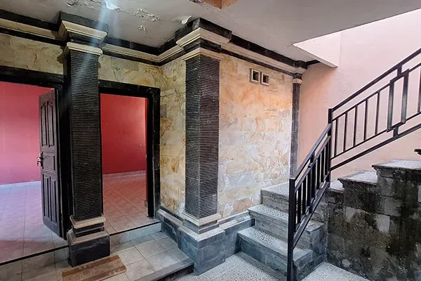 Dijual Rumah 2 Lantai Dekat Kantor Samsat Pemaron - 4