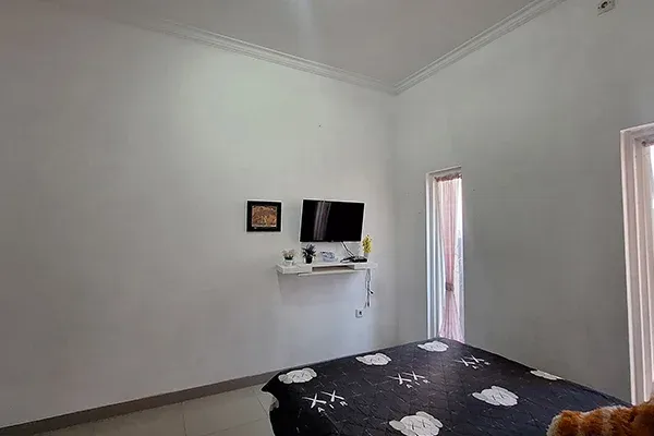 Dijual Rumah 2 Lantai di Kawasan Perumahan LC Baktiseraga - 7