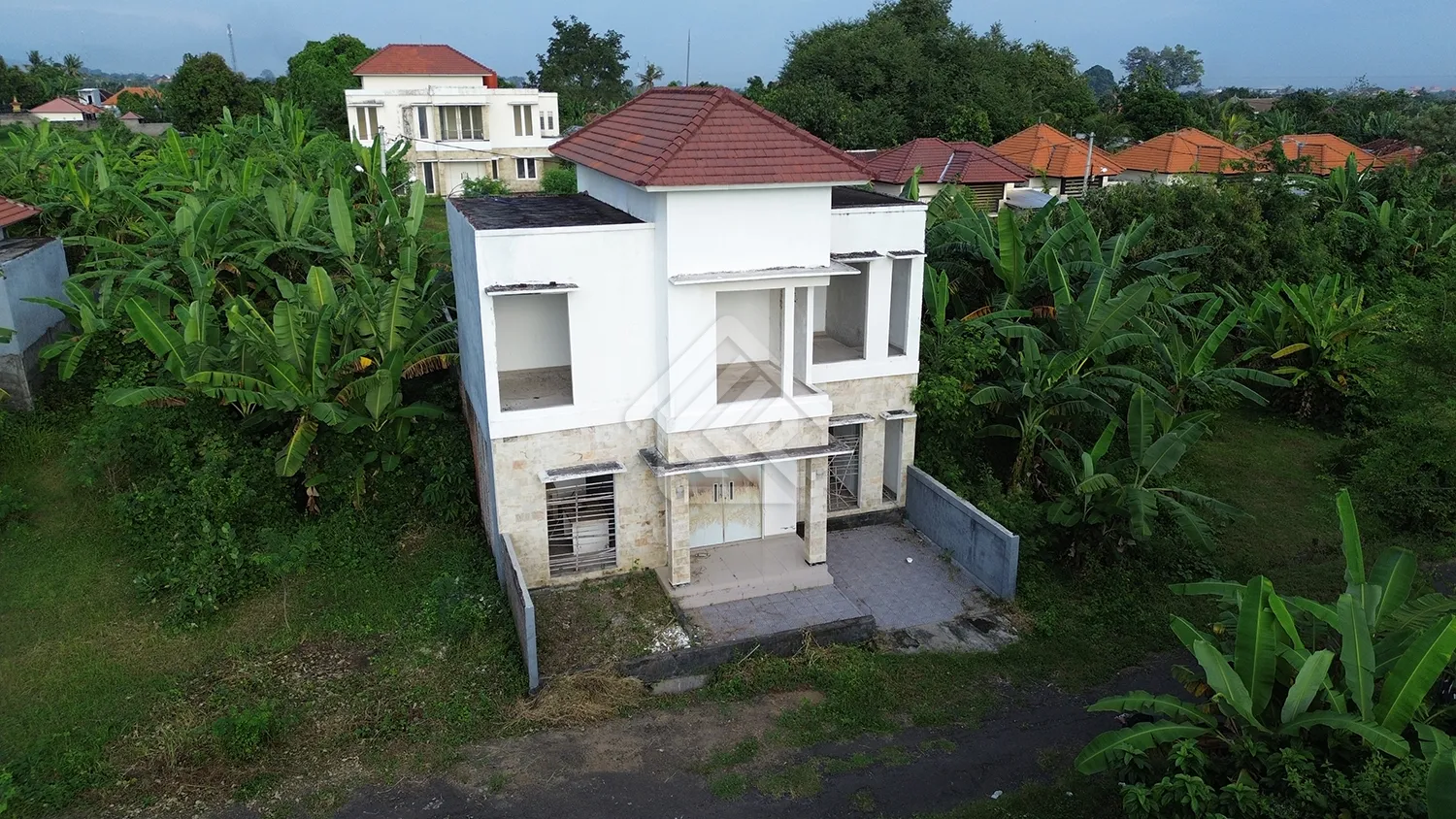 Dijual Rumah 2 Lantai di Perumahan Garden Villa Penarungan