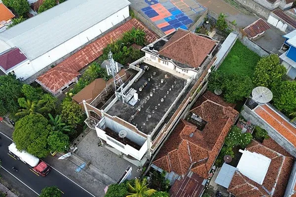 Dijual Rumah 3 Lantai Bonus Ruko Eks Dealer Motor Surapati - 5