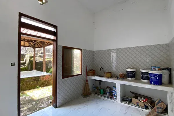 Dijual Rumah 3KT 2 Lantai Dekat Jalan Utama Penarukan Buleleng - 5