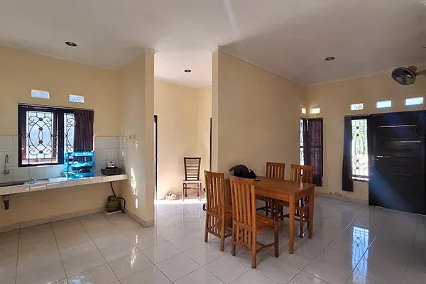 Dijual Rumah Dengan Tanah Luas di Desa Anturan - 5