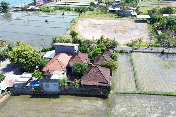 Dijual Rumah Pinggir Jalan Pantai Penimbangan - 3
