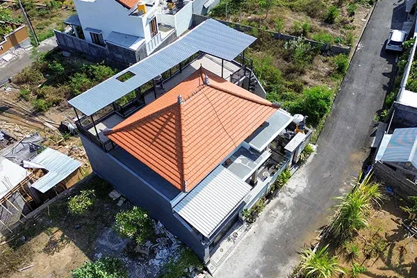 Dijual Rumah Satu Setengah Lantai Baru di Banyuning - 8