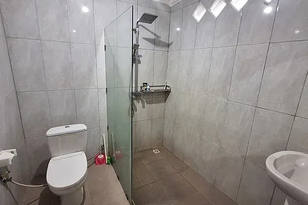 Dijual Rumah Semi Villa Dengan Kolam Renang di Panji Anom - 6