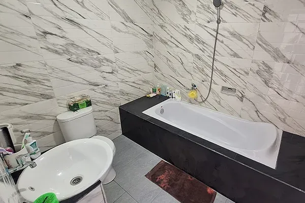 Dijual Villa Baru Dengan Kolam Renang di Komplek Perumahan Panji - 5