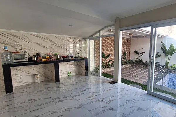 Dijual Villa Baru Dengan Kolam Renang di Komplek Perumahan Panji - 7