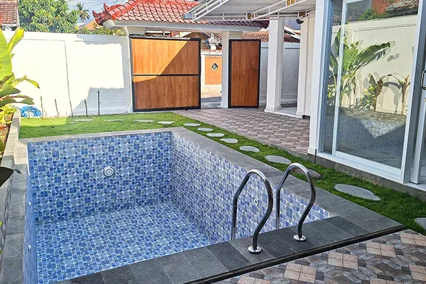 Dijual Villa Baru Dengan Kolam Renang di Komplek Perumahan Panji - 8