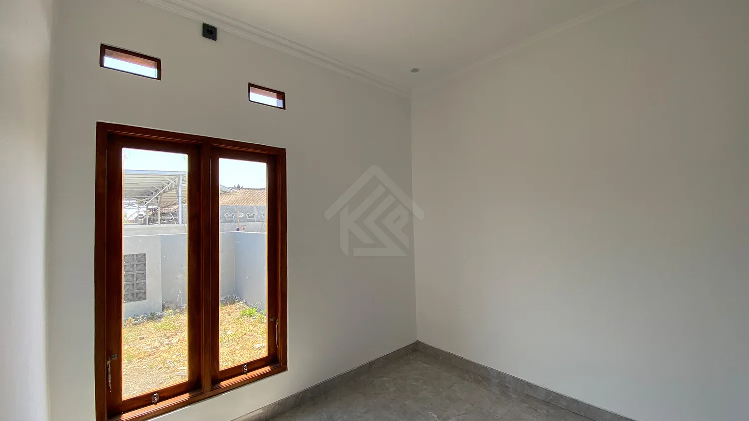 [indent] Rumah Full Finishing Dekat Jalan Utama Baktiseraga - 3