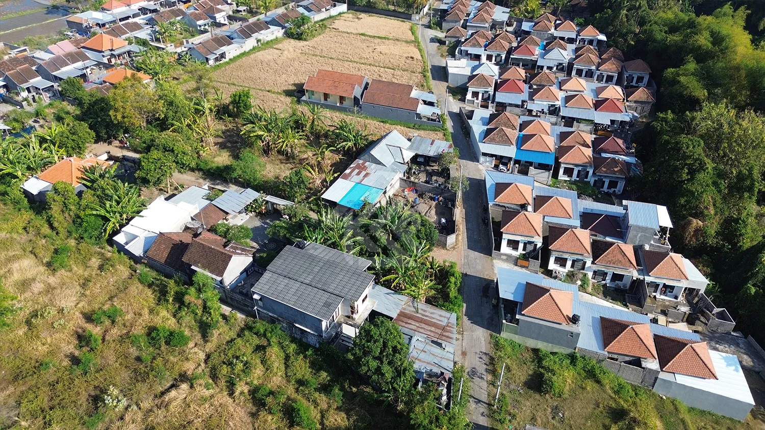 [indent] Rumah Full Finishing Luas Tanah 125 m2 di Area Penarukan - 4