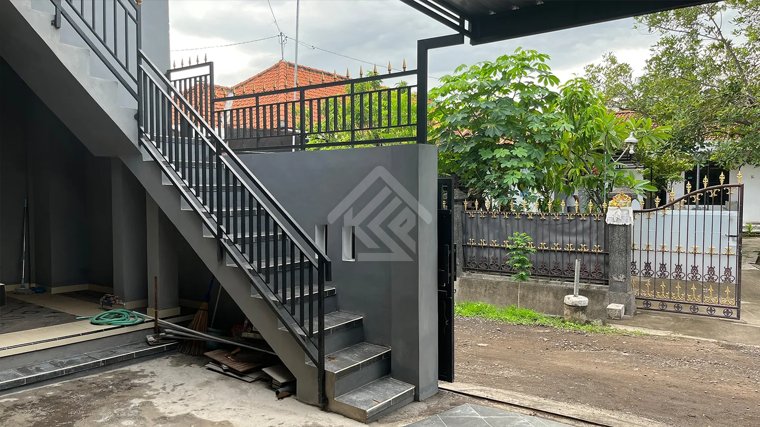 Rumah 2 Lantai Dekat Taman Kota Singaraja - 5