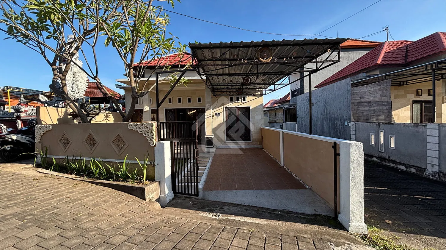 Rumah Baru 2KT Dekat Lampu Merah Panji - 2