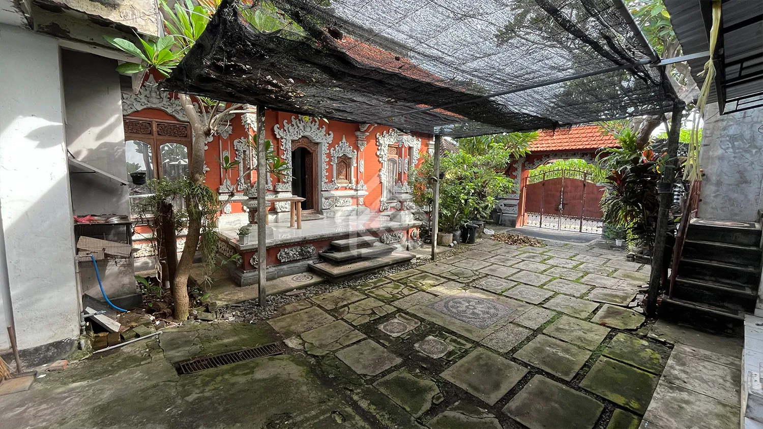 Rumah Luas Tanah 4 Are Dekat Pantai Singaraja - 2