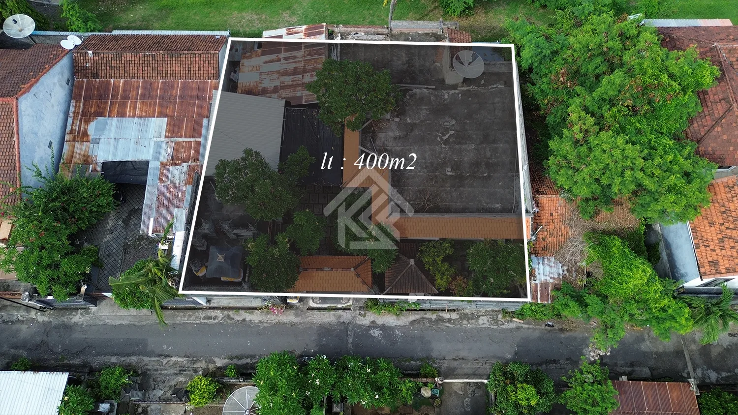 Rumah Luas Tanah 4 Are Dekat Pantai Singaraja - 4