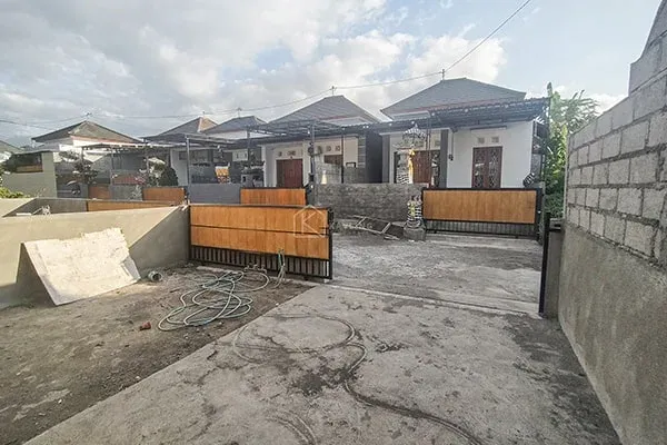 Rumah Siap Huni di Pulau Komodo Banyuning - 2