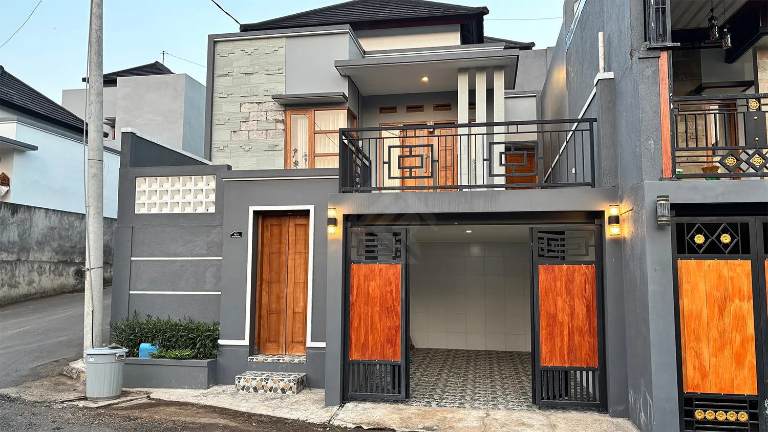Rumah Siap Huni LT 100 m2 2KT + 2 KM Lokasi Sambangan - 1