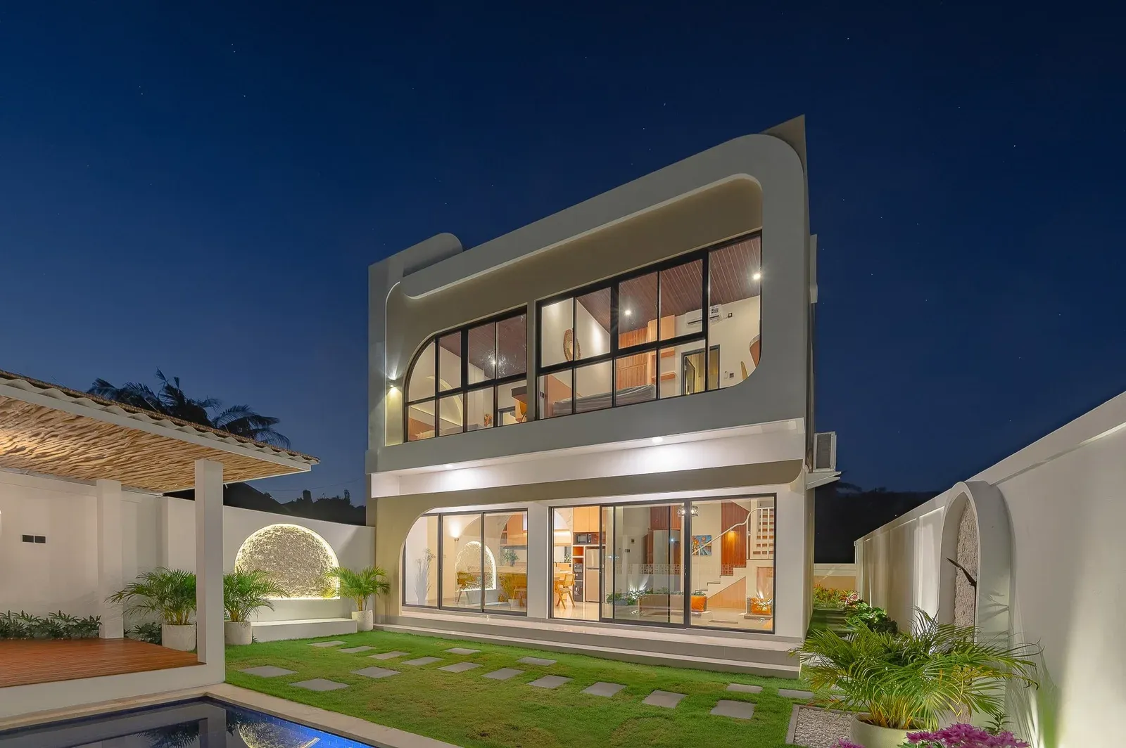 Villa Modern 2 Lantai Baru 5 Menit dari Lovina - 8